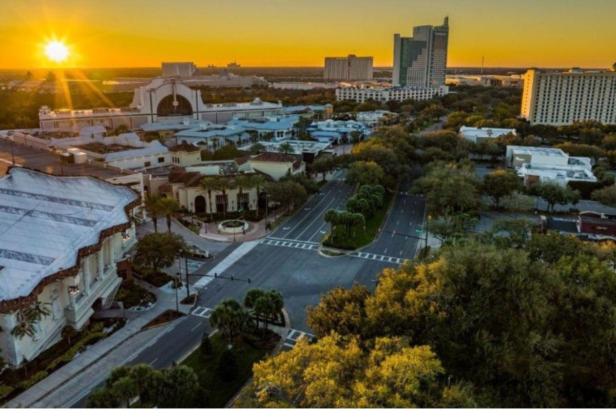 ¿Qué es International Drive en Orlando?